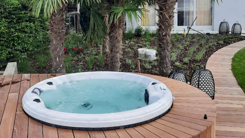 Whirlpool-Plattform als Basis für individuelle Deko