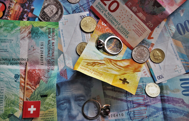 Schweizer Franken: Geld um den Whirlpool zu heizen?
