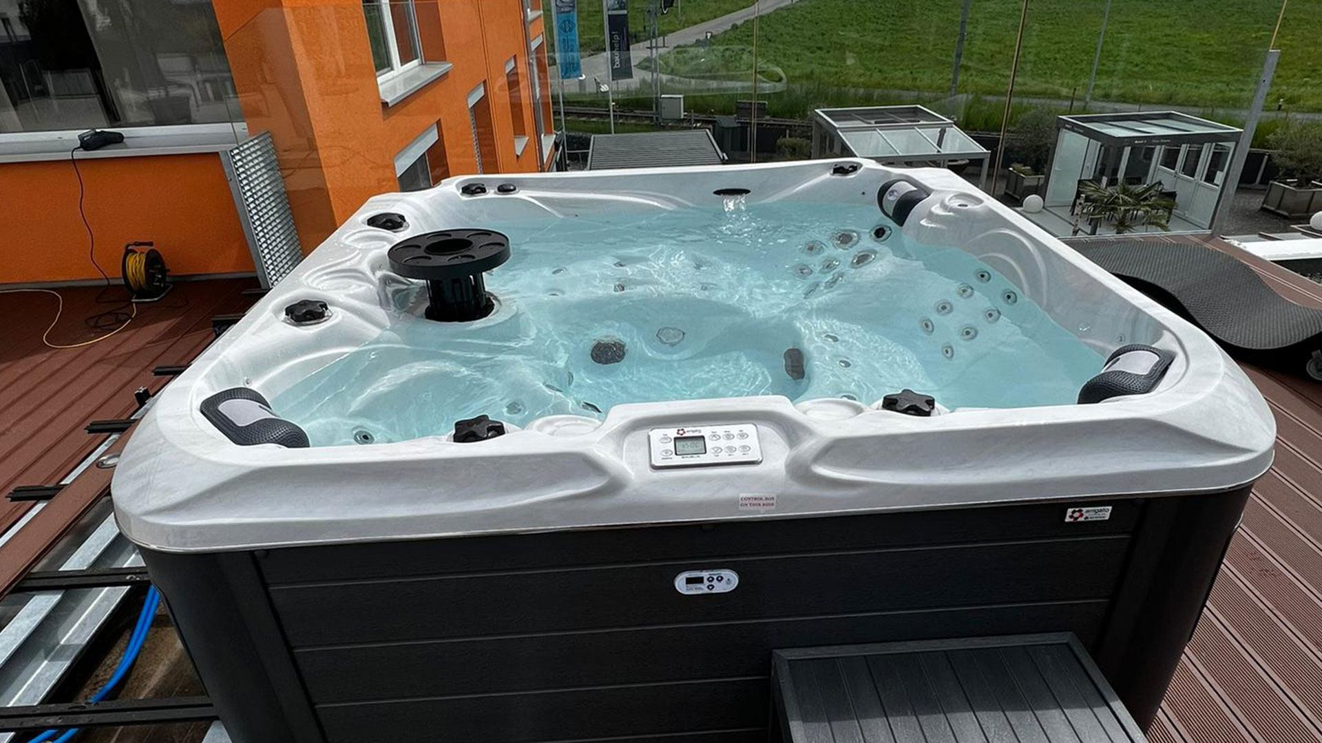 Whirlpool Michigan Referenz