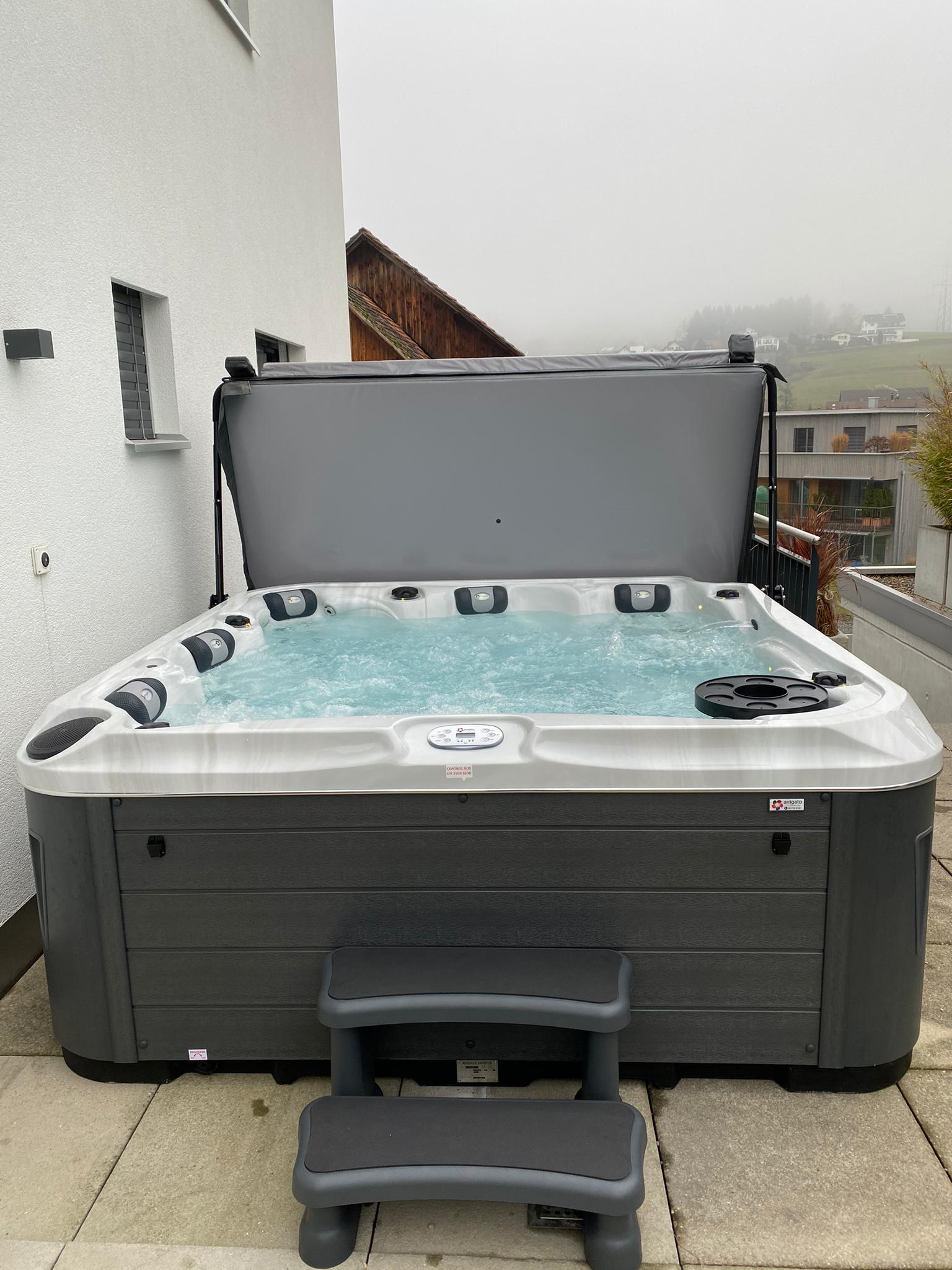 Whirlpool Malibu **Premium Version**