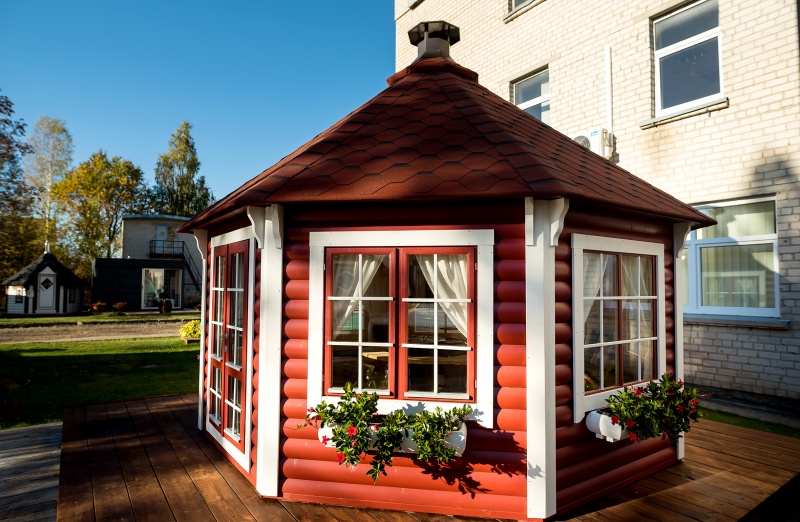 Pavilion 14.9 m² mit Grill und Kamin
