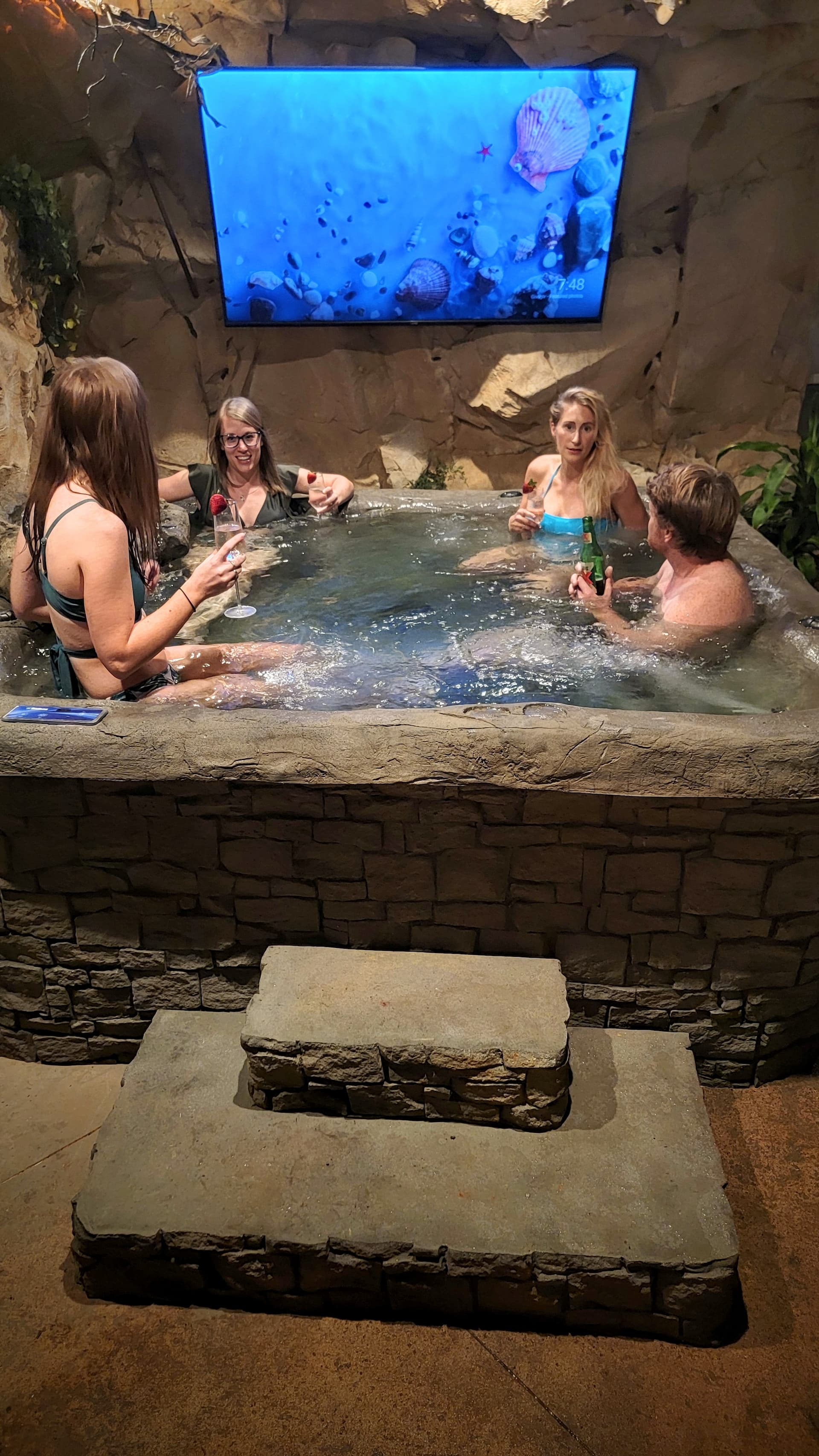 Whirlpool Natural Stone**Platin Version** | 5 Personen | 6 Personen
