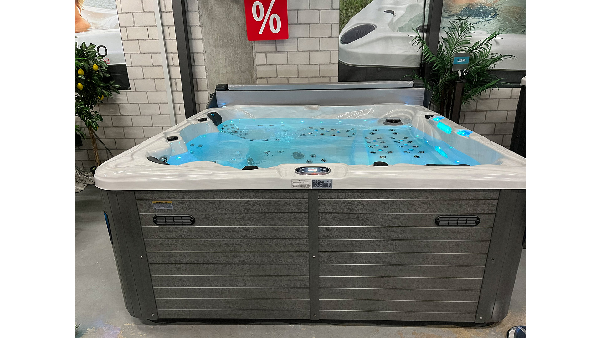 Whirlpool Daytona Beach **Showroom Modell** **Platin Version**