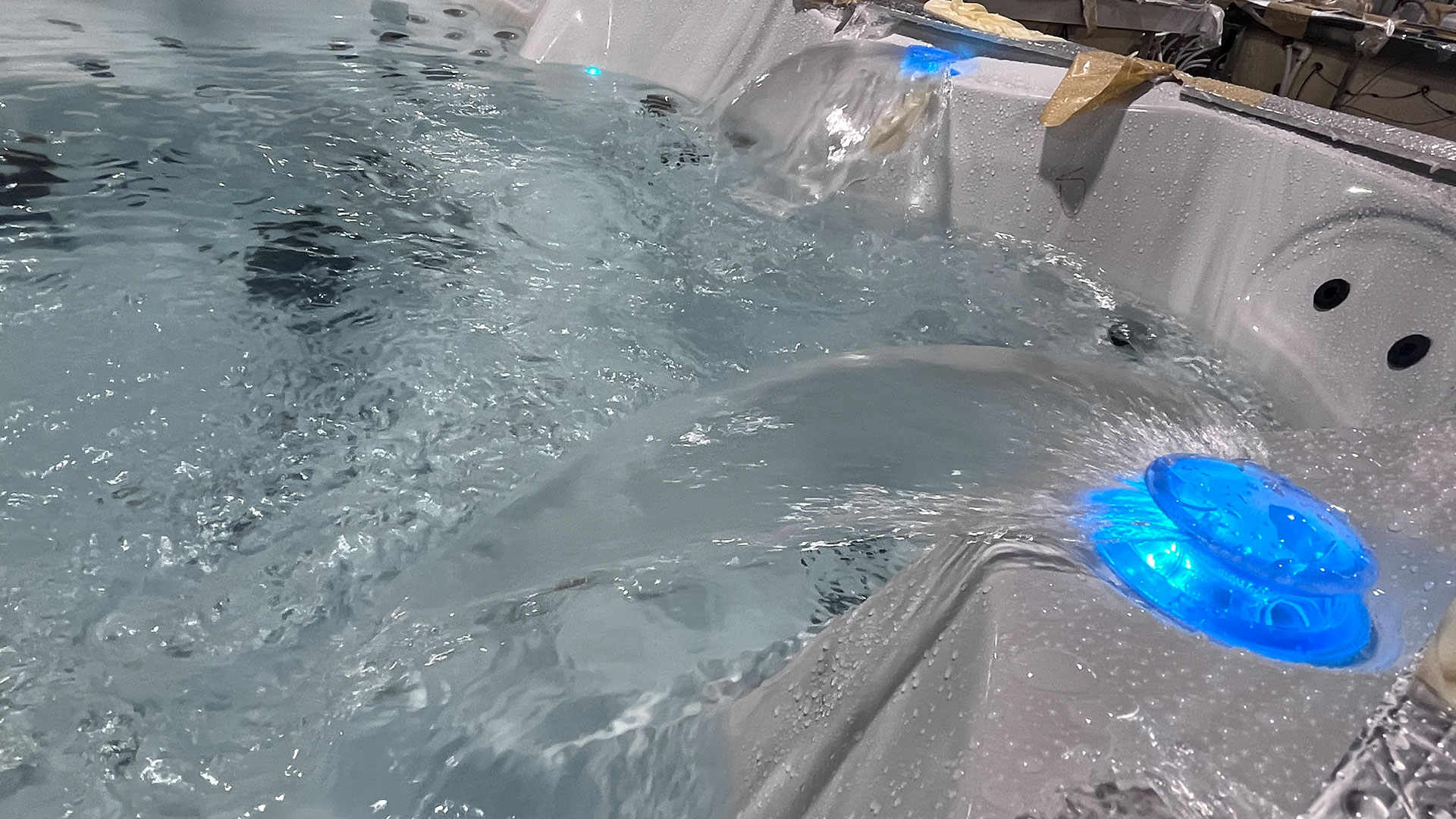 Whirlpool Montana **Platin Version**