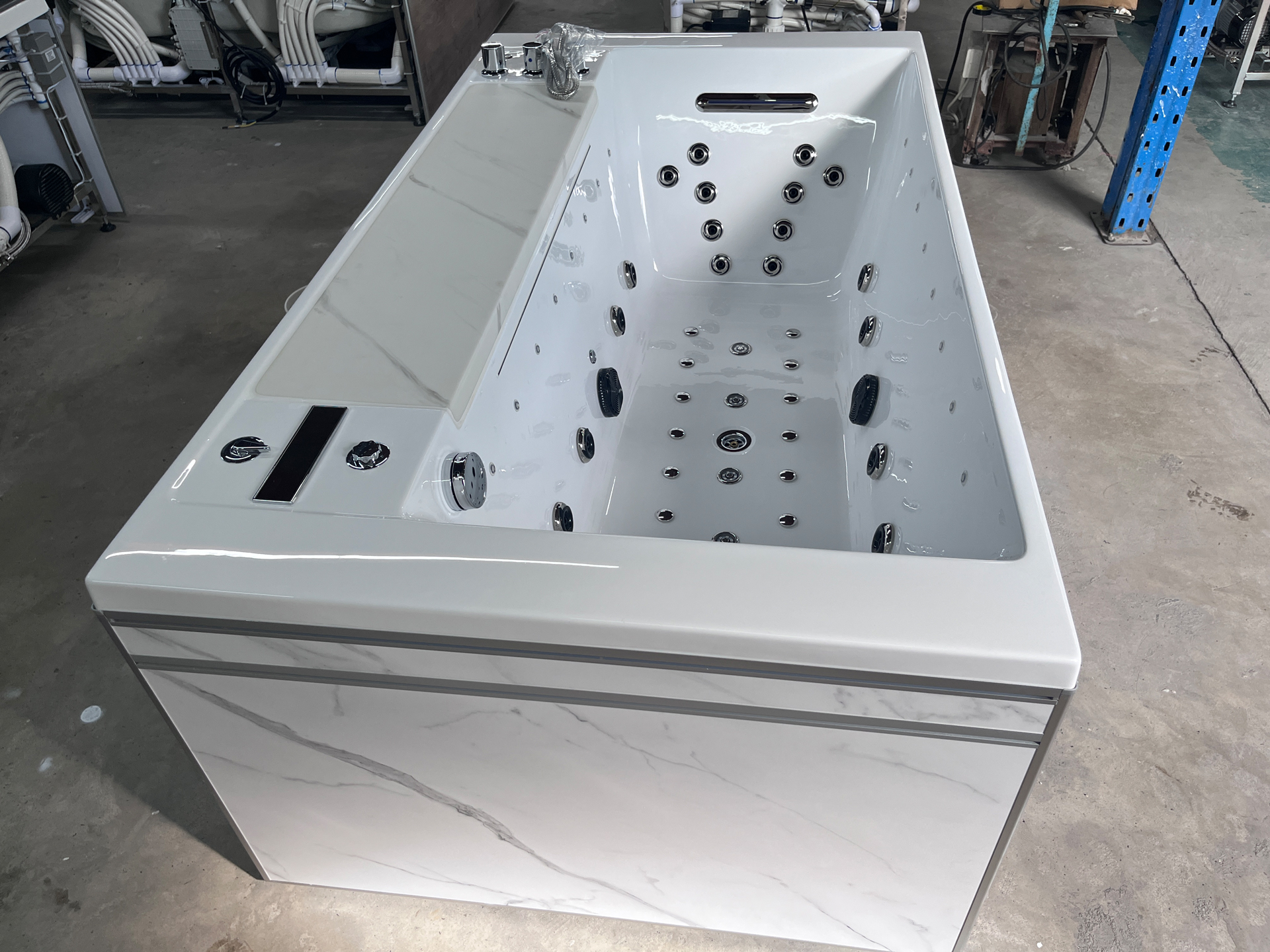 Whirlpool Badewanne San Raphael