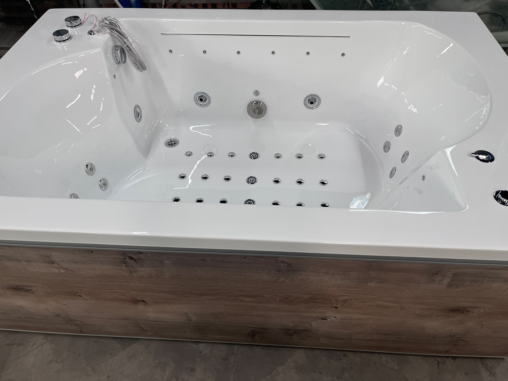 Whirlpool Badewanne Colmar