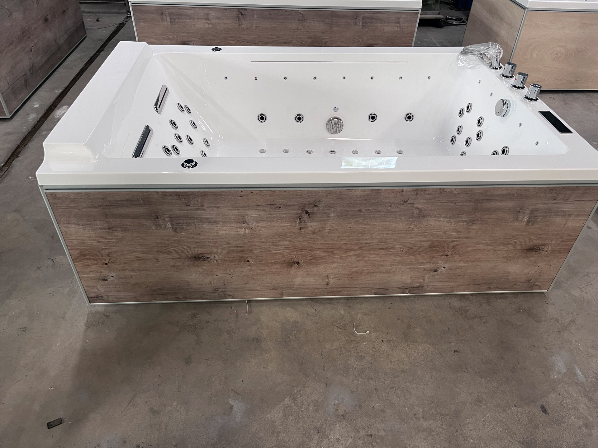 Whirlpool Badewanne Versailles