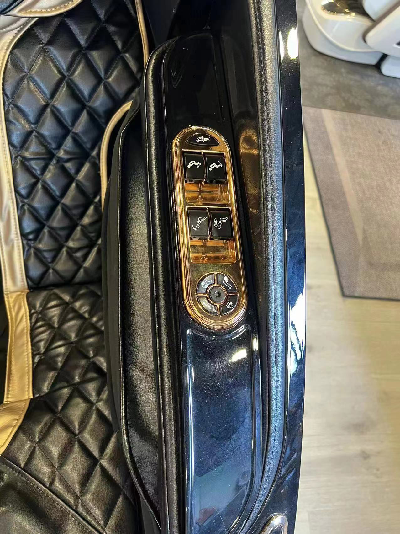 Massagesessel Schwarz Gold SMART iRelax **Platinum**