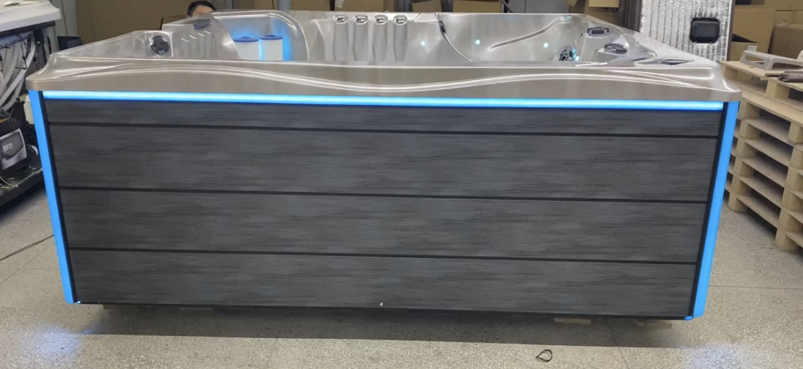 Whirlpool Dubai 123 Düsen  **Platin Version**