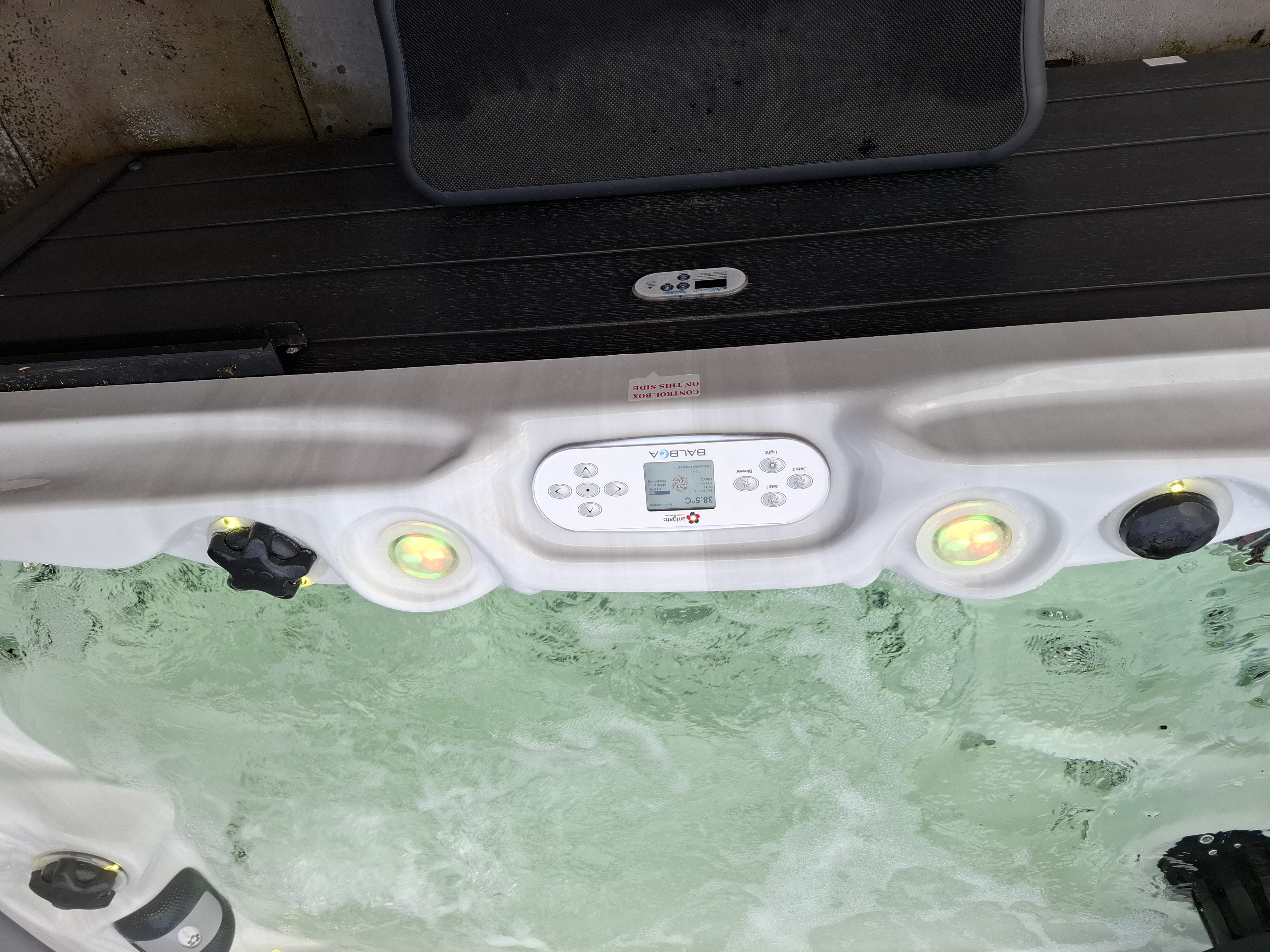 Occasion Whirlpool Dallas - fast neu, inkl. hochwertigem Zubehör – CHF 10’000.00 (Schnäppchenpreis)