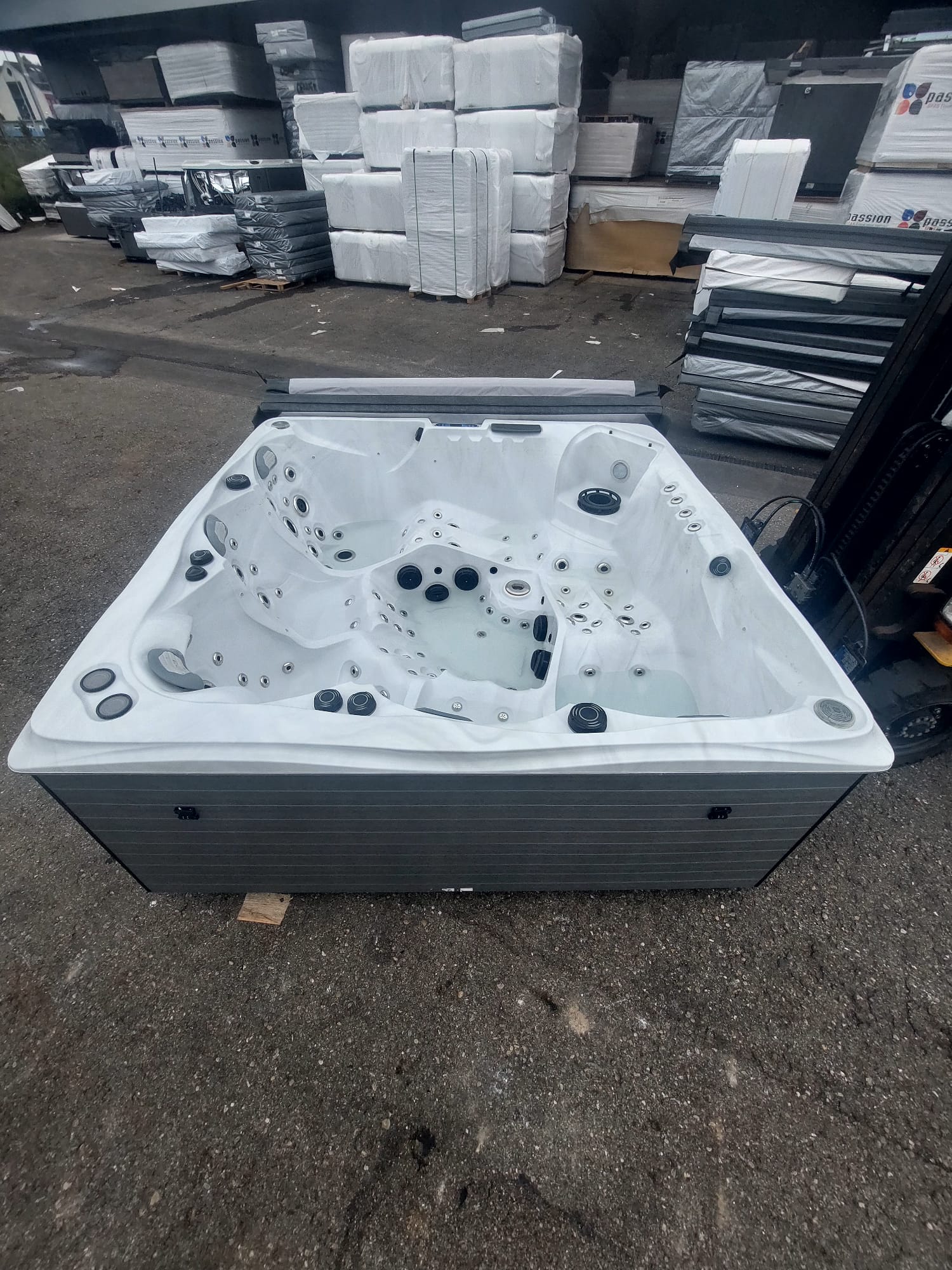 Whirlpool Dubai – Platin Version (Occasion)
