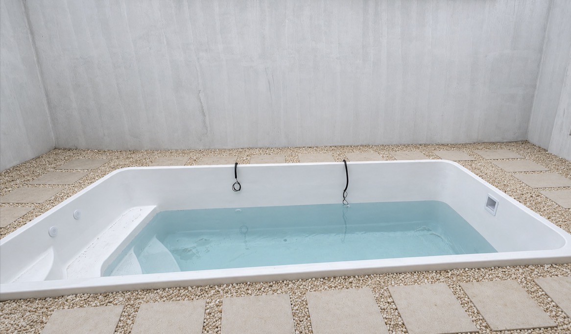 Arrigato MB-450 Swimming Pool | Premium Acrylpool für den Garten