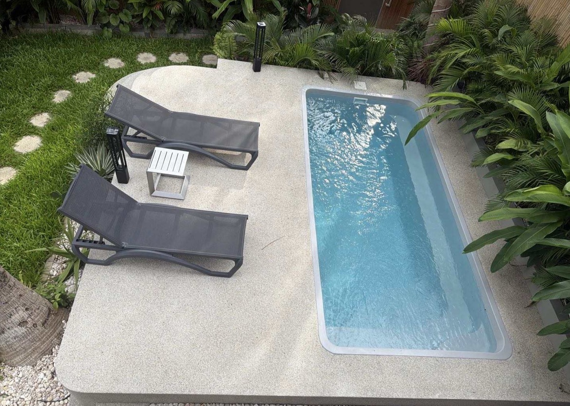 Arrigato MB-450 Swimming Pool | Premium Acrylpool für den Garten