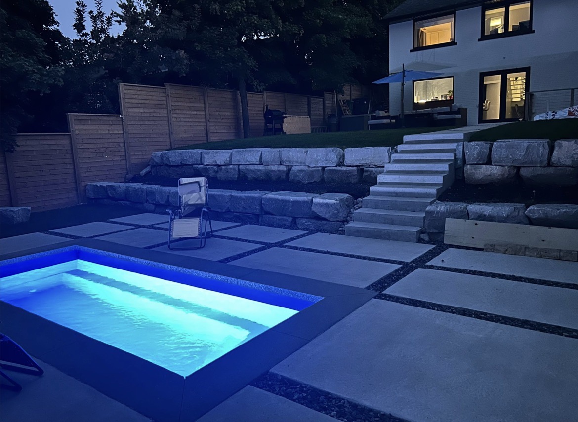 Arrigato MB-450 Swimming Pool | Premium Acrylpool für den Garten