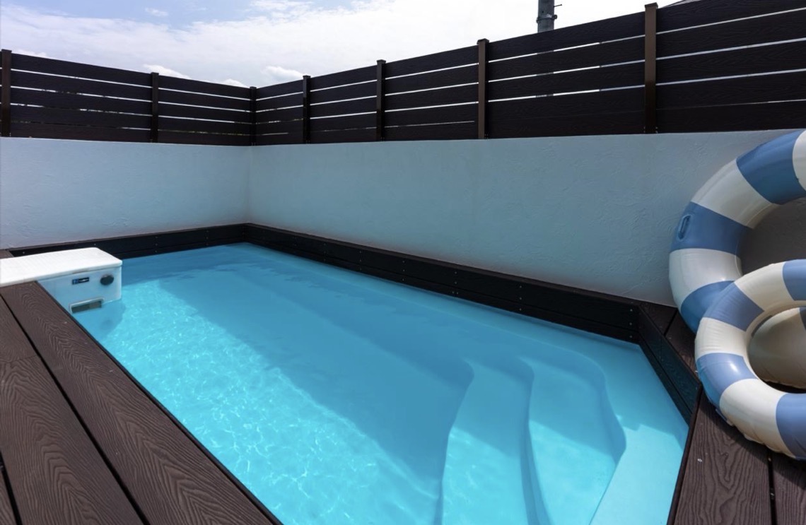 Arrigato MB-450 Swimming Pool | Premium Acrylpool für den Garten