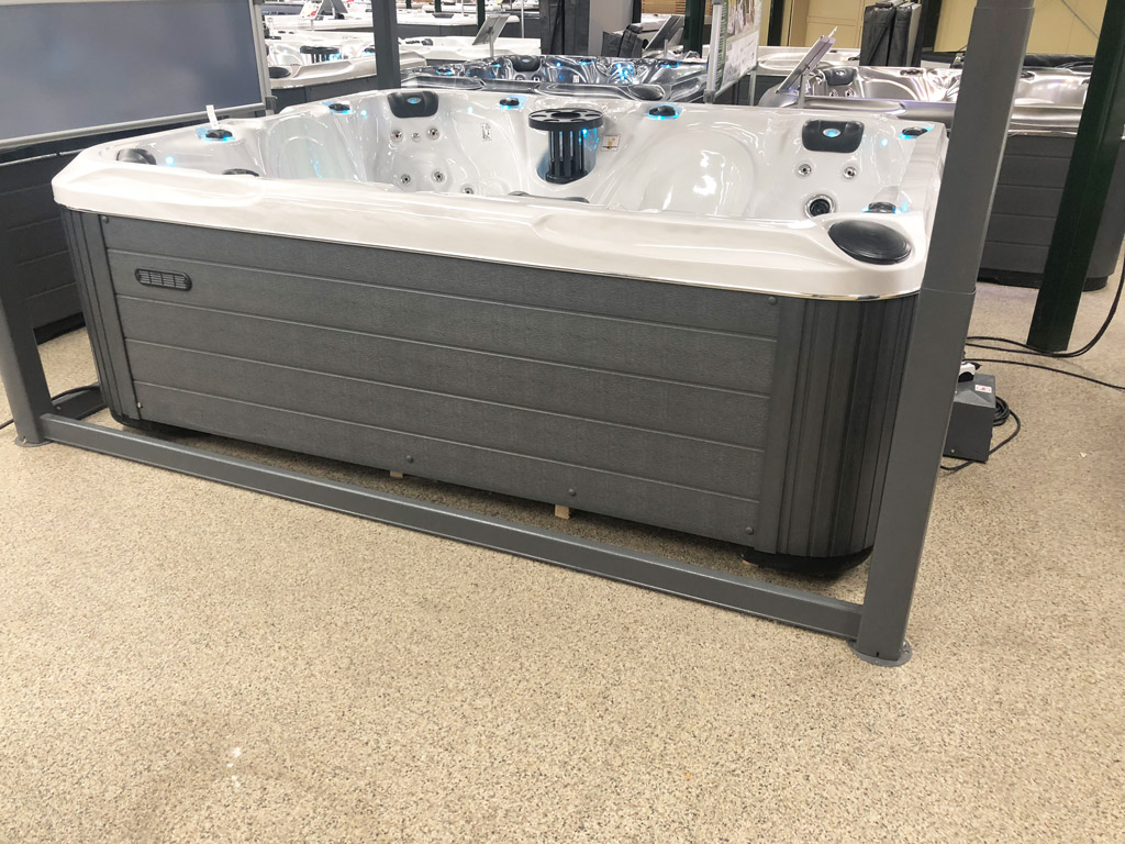 Whirlpool Montreal **Premium Version**