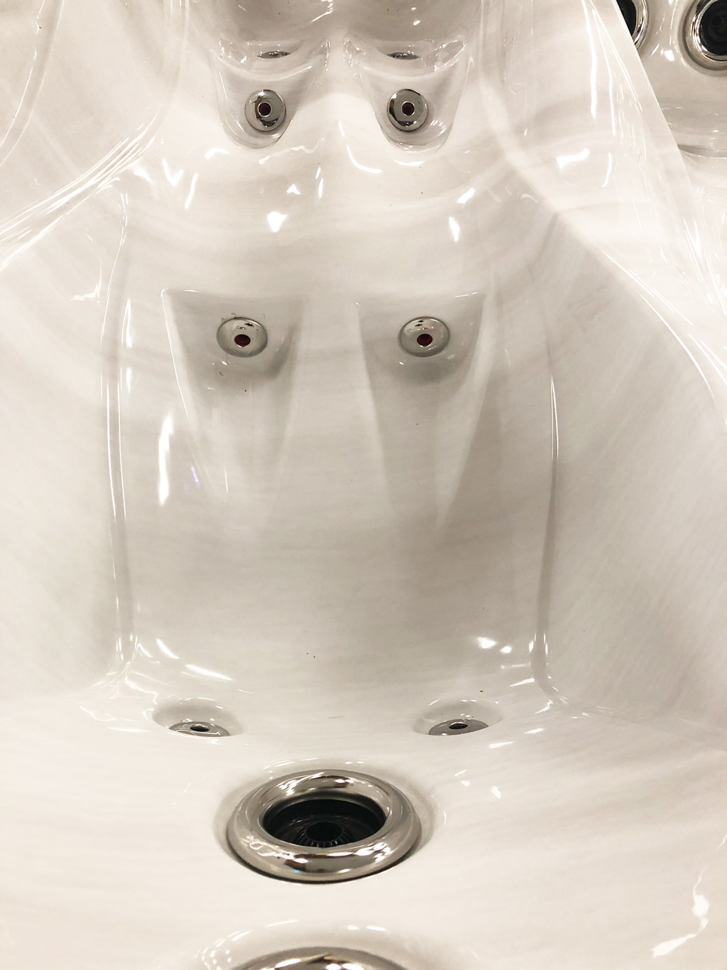 Whirlpool Montreal **Premium Version**