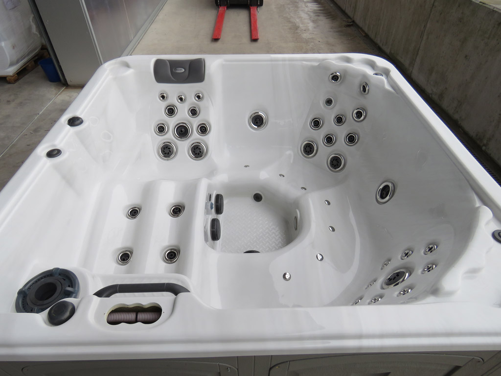 Whirlpool Clearwater Spas XS76 **VERKAUFT**