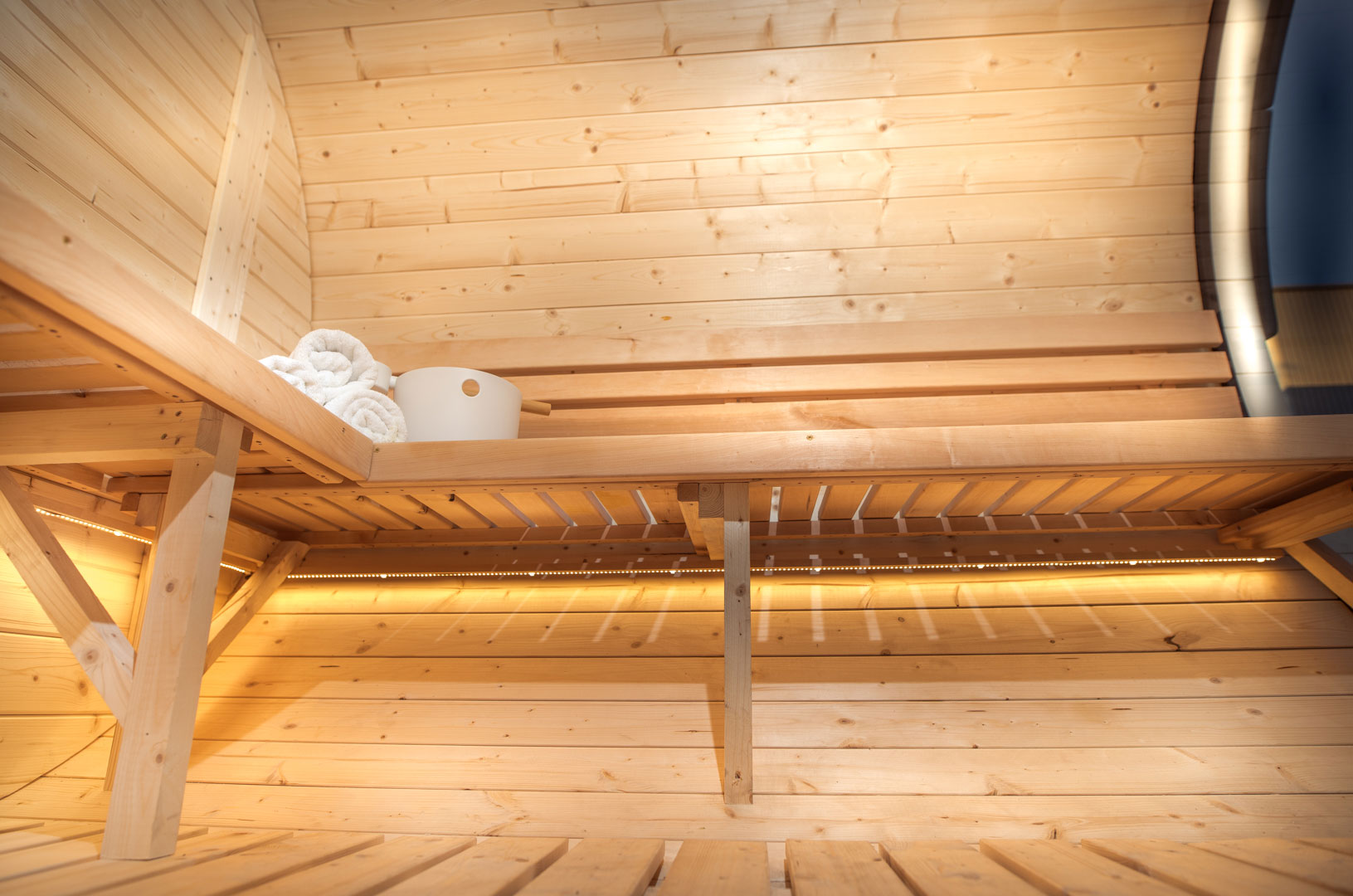 Aussensauna Happy