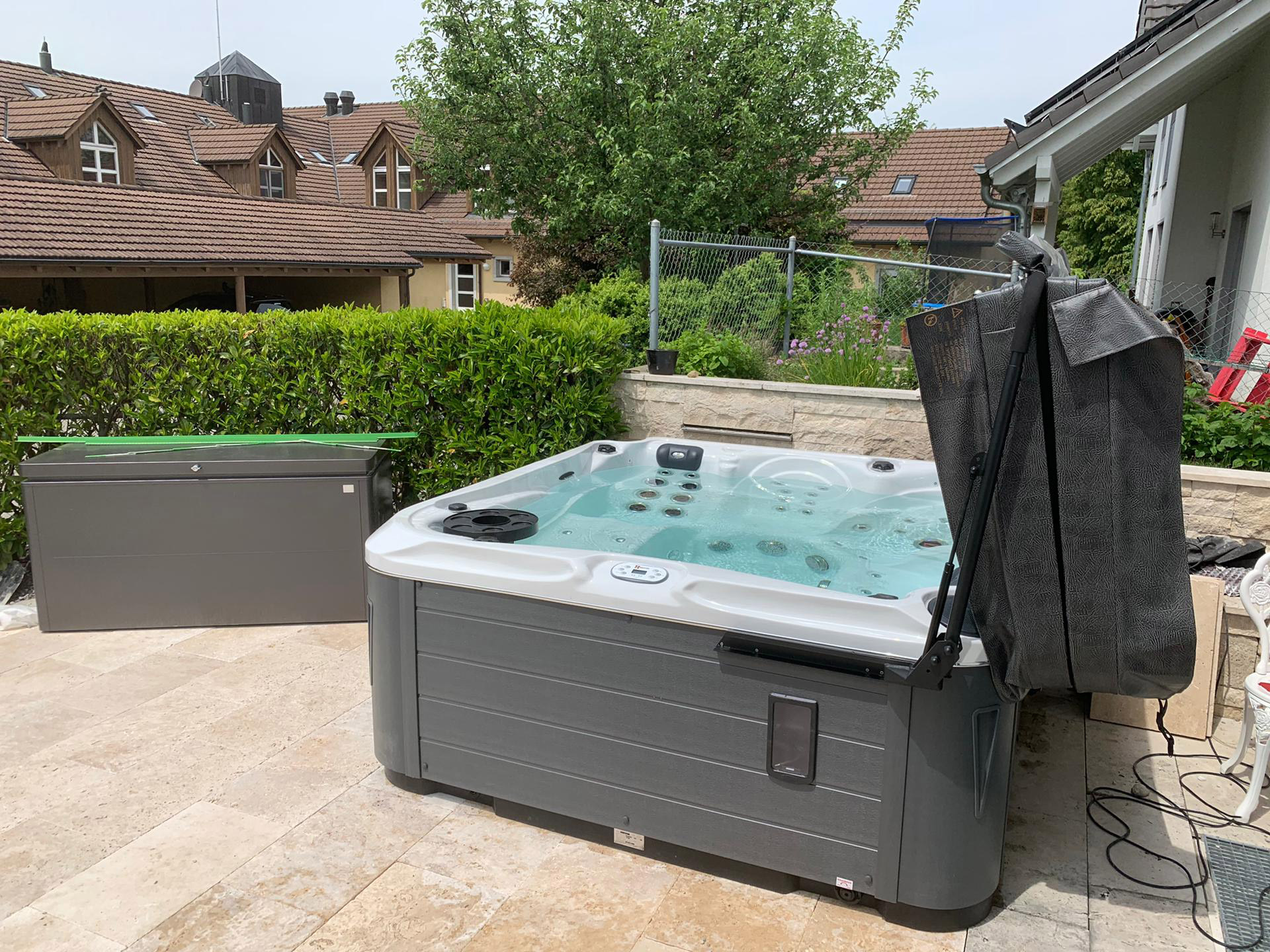 Referenzfoto Arrigato: Whirlpool San Diego