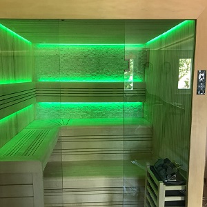 sauna-kaufen-glas-lichttherapie