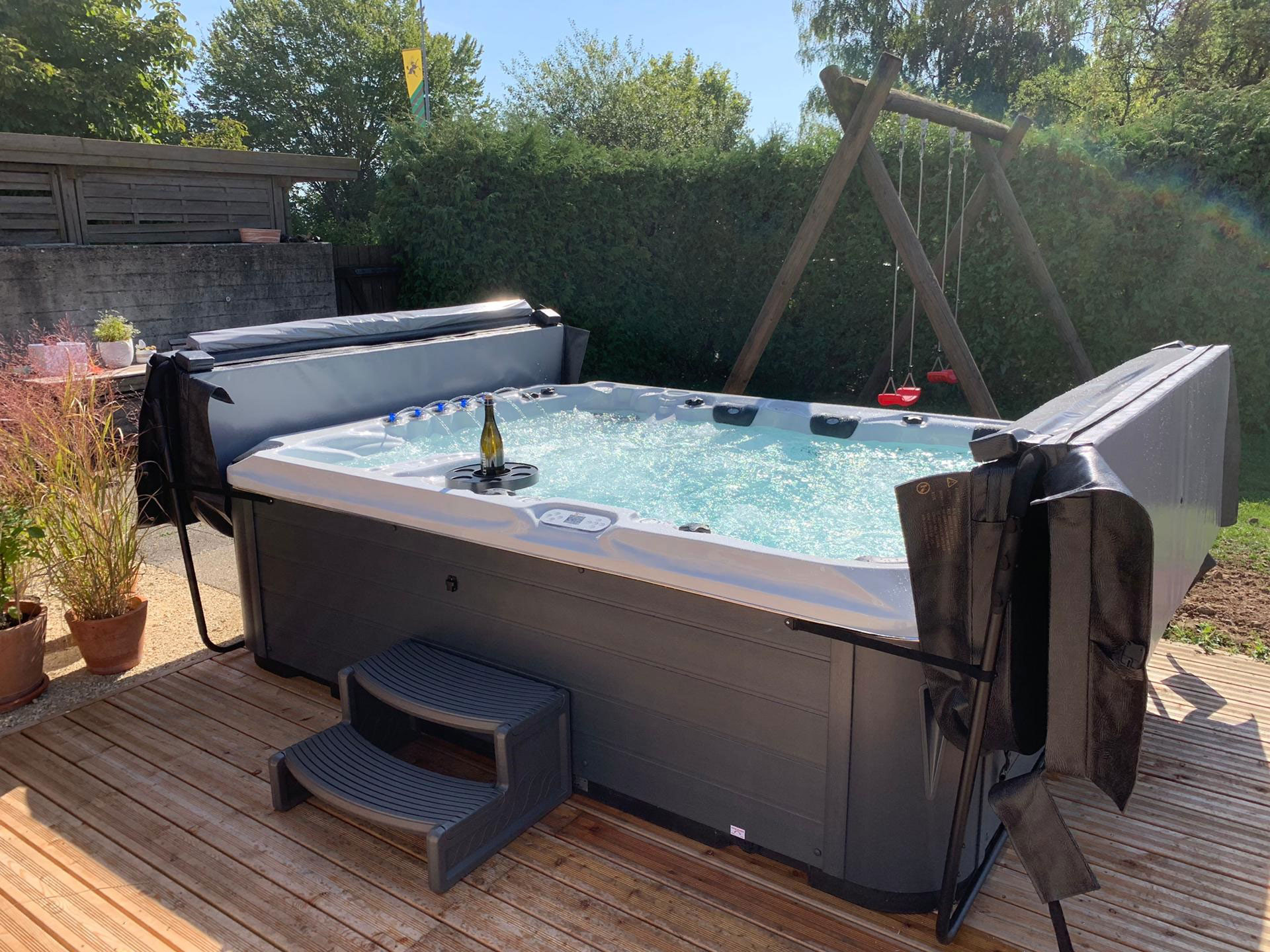 Referenz-Whirlpool auf Podest: Vancouver 2019 in St. Gallen